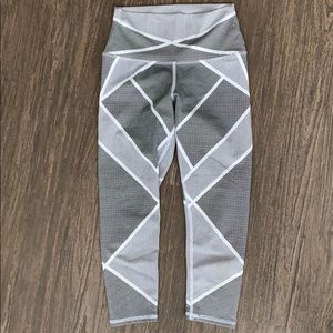 High waisted patterned leggings